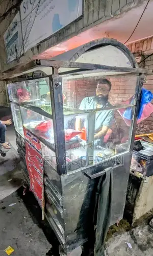 Photo - Chips Counter - Used Condition