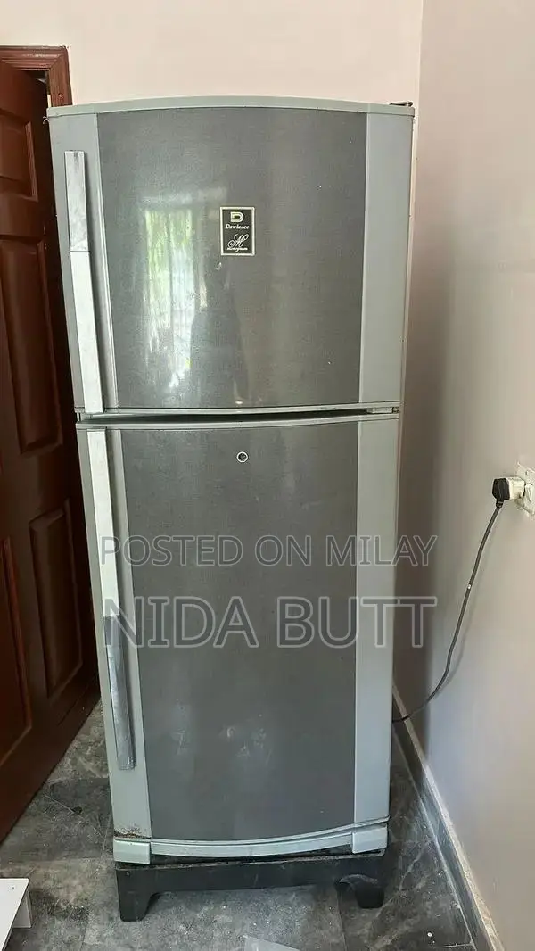 Dawlance Large Refrigerator - Excellent Working Condition