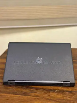 Photo - Dell Precision 3520 Mobile Workstation Laptop