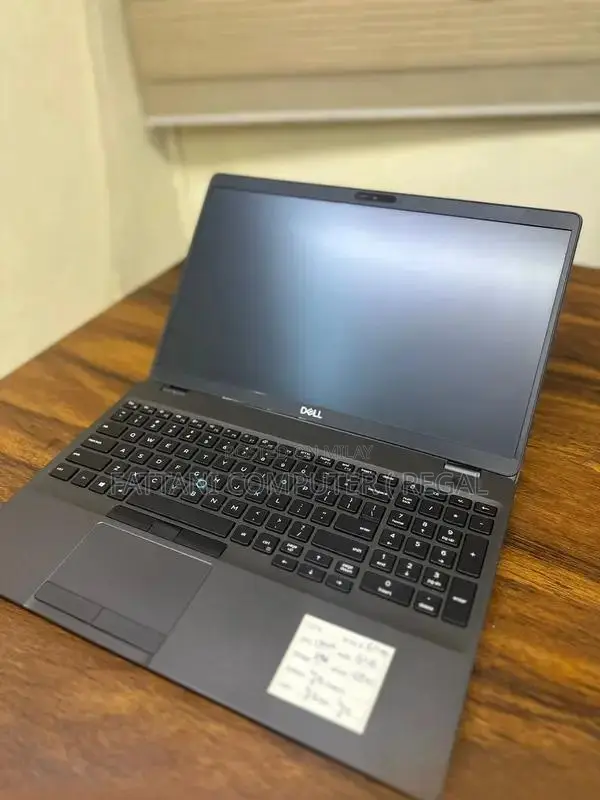 Dell Precision 3520 Mobile Workstation Laptop