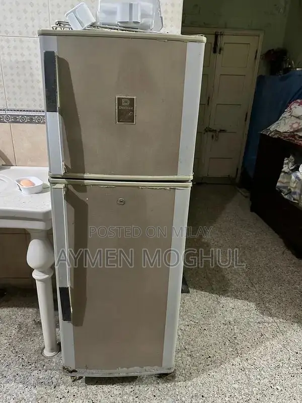 Pre-Owned Refrigerator in Excellent Condition