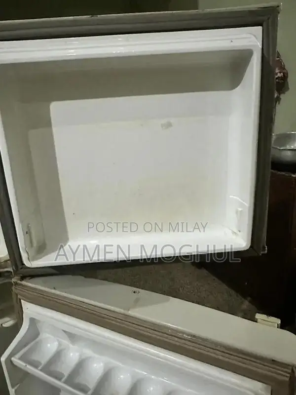 Pre-Owned Refrigerator in Excellent Condition