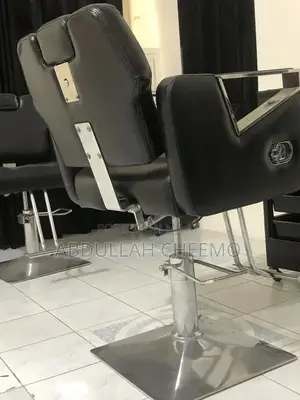 harir saloons chairs and barbers