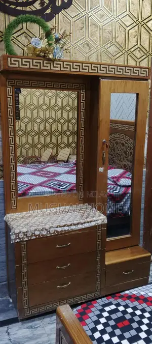 Photo - condition good.  bed. . . 2 side table. . . . . dressing