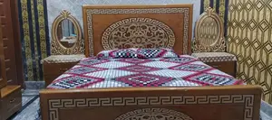 condition good.  bed. . . 2 side table. . . . . dressing