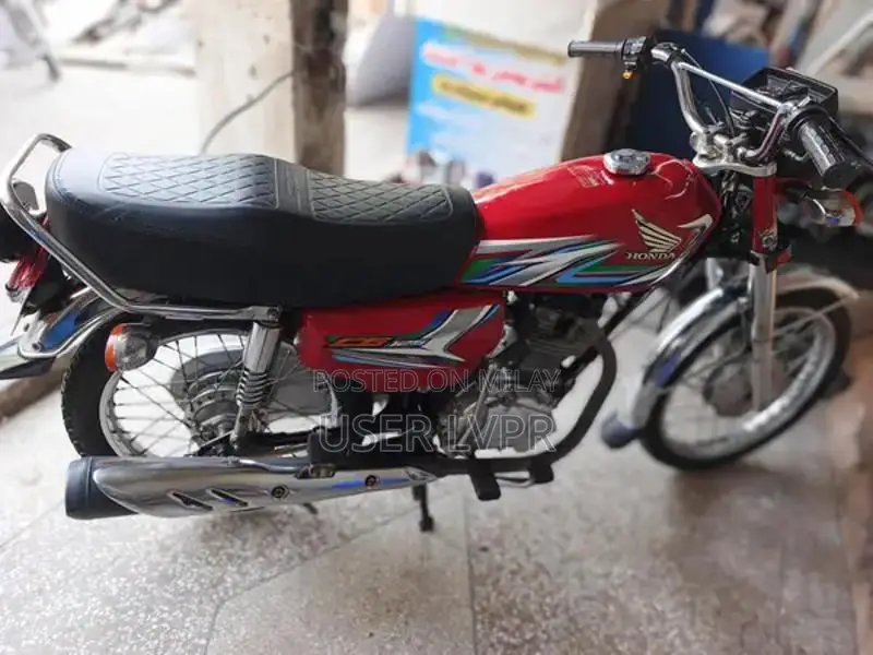 honda125. modl. 2023. all Punjab num