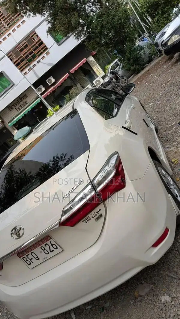 Toyota Corolla GLI 2019 Sedan - Imported Compact Sedan