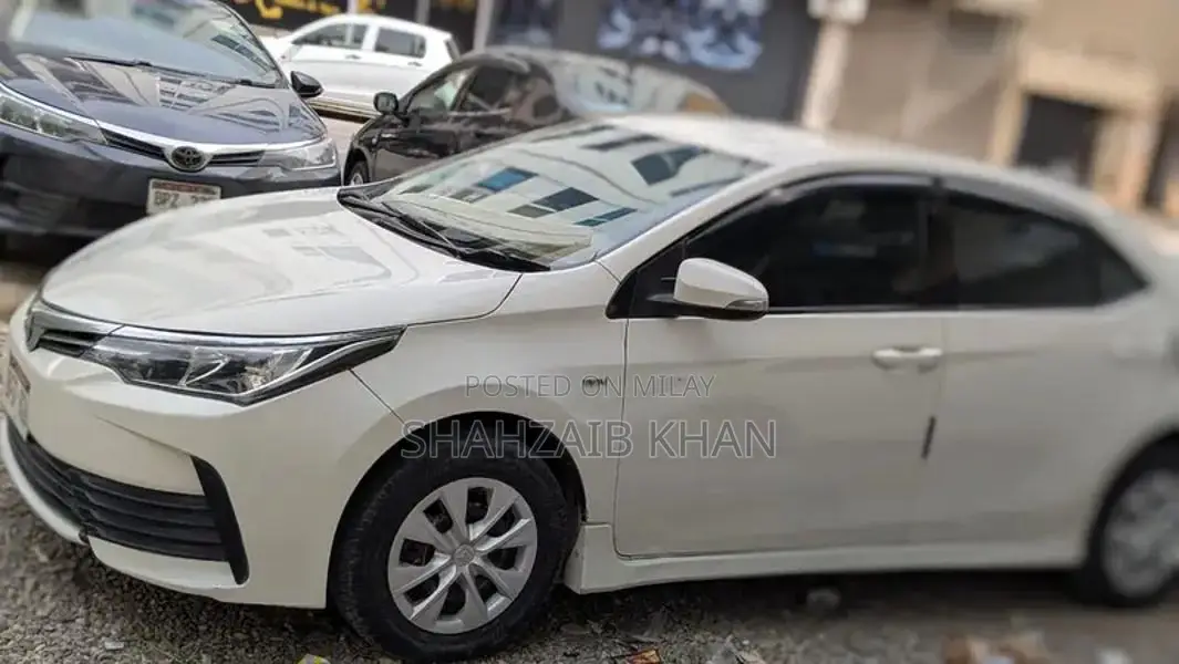 Toyota Corolla GLI 2019 Sedan - Imported Compact Sedan
