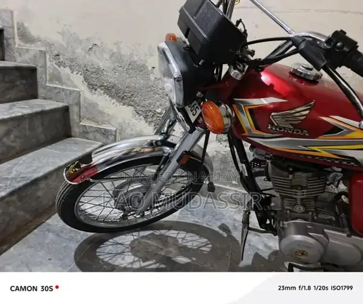 Honda 125 Motorcycle - New and Reliable Bike