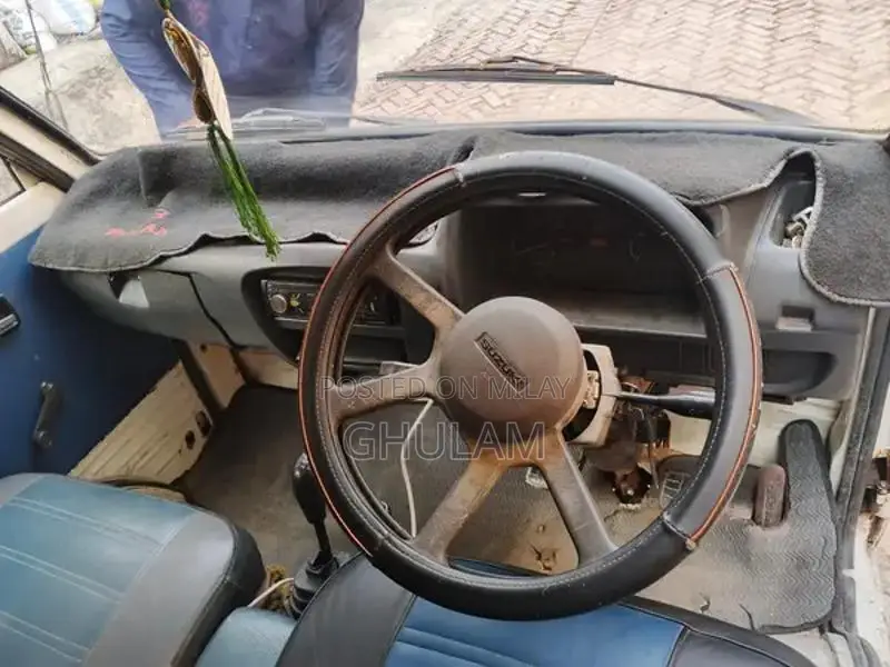 Carry Bolan 2001 Compact Utility Vehicle