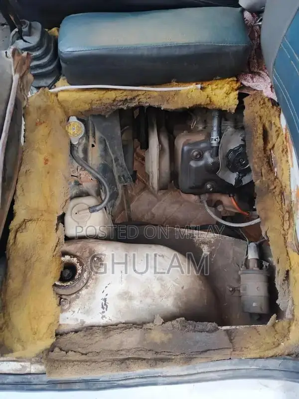 Carry Bolan 2001 Compact Utility Vehicle