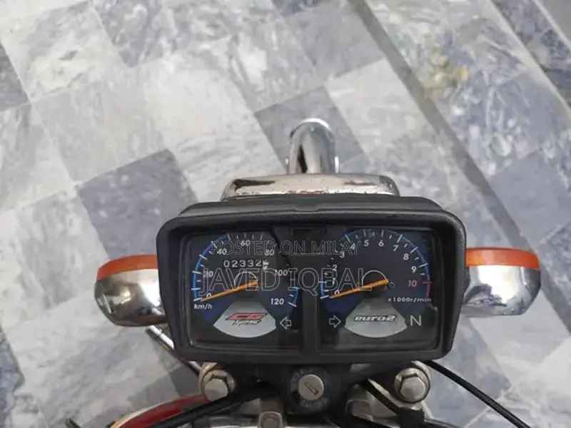 CG125 Motorcycle with New Tires and Tubes