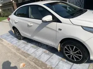 Toyota Yaris 2021 Ativ Compact Sedan