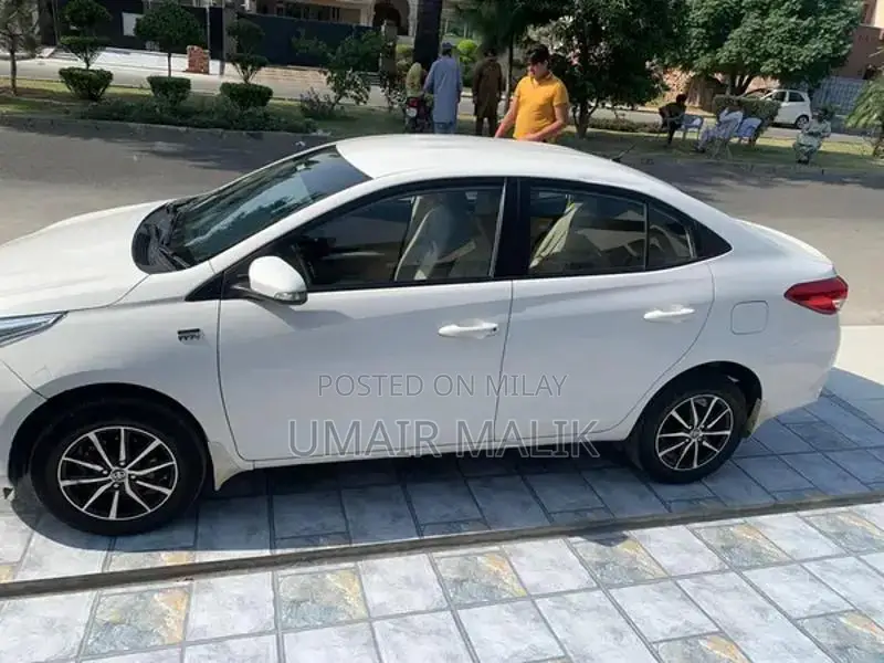 Toyota Yaris 2021 Ativ Compact Sedan