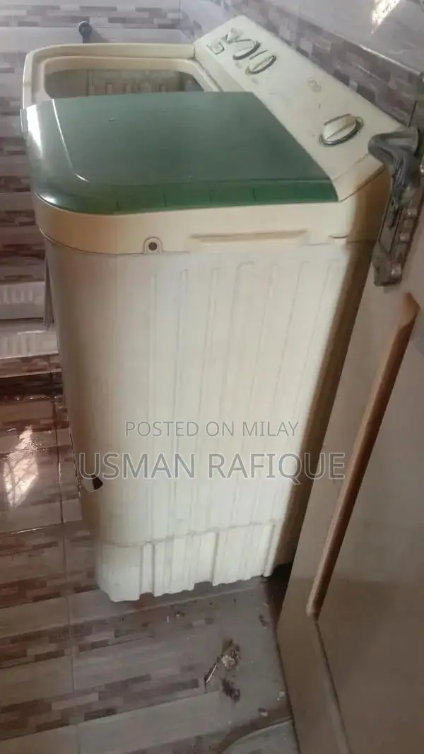 Two-in-One Washing Machine and Dryer - Working Condition