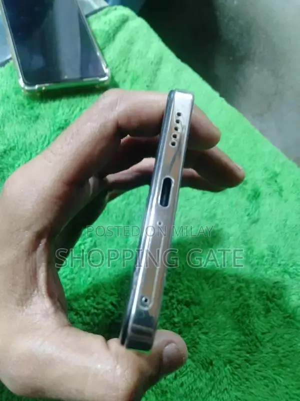 Huawei Budget Smartphone with Extended Memory