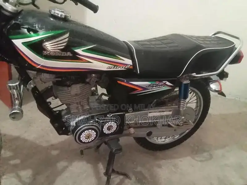 High Performance Multi-Cylinder Vehicle Engine Components