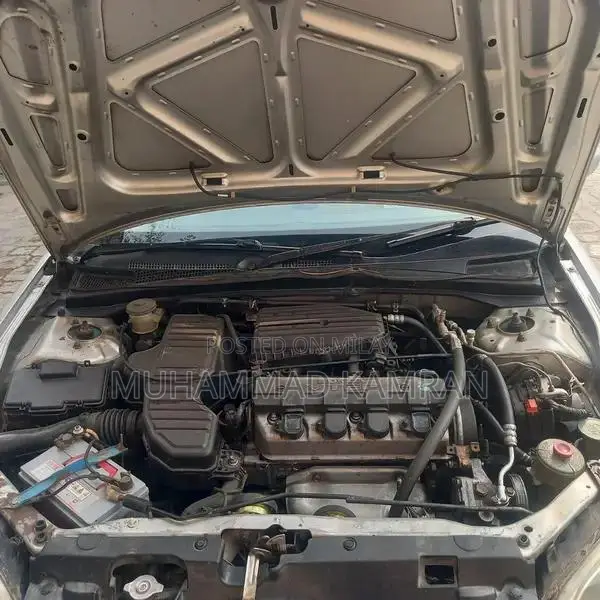 2005 Full Opinion Sedan - Well-Maintained Vehicle