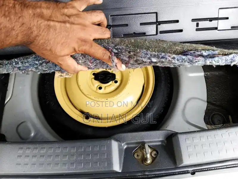 Swift 2018 Automatic Hatchback Low Mileage