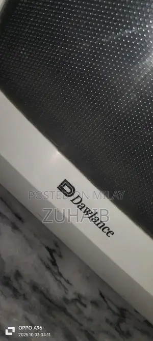 High-Quality Microwave Oven in Excellent Condition