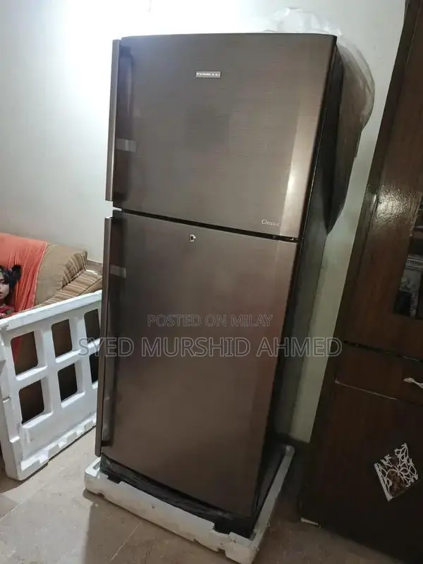 Kenwood Modern Refrigerator - Fresh and Cool Home Appliance