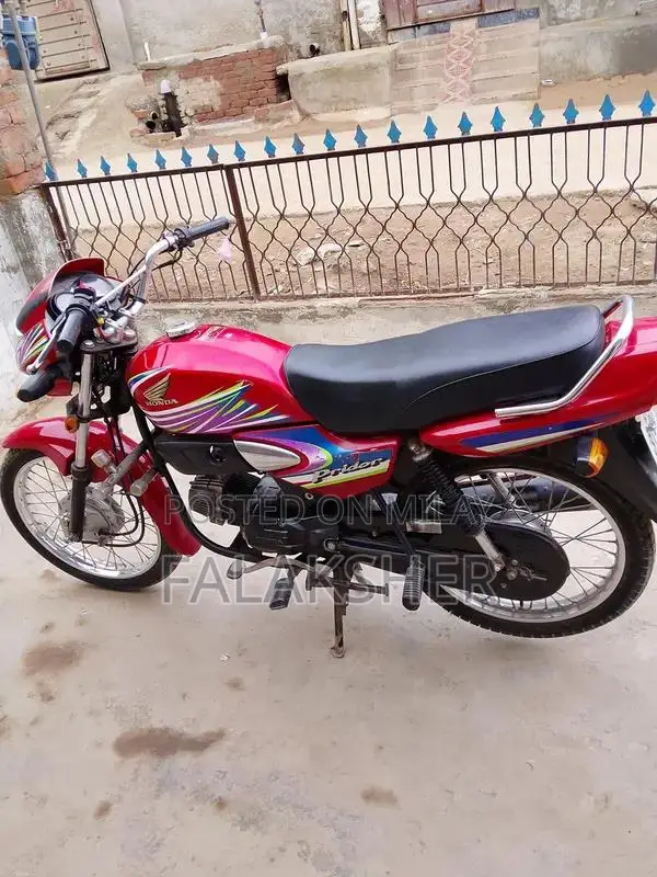 Vehicle Model 22-23 Engine CD70 Motorcycle