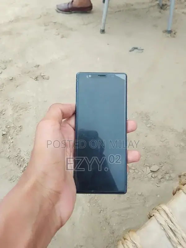 Sony Xperia 5 Smartphone - Premium Compact Mobile Device