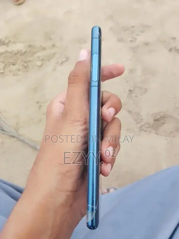 Sony Xperia 5 Smartphone - Premium Compact Mobile Device