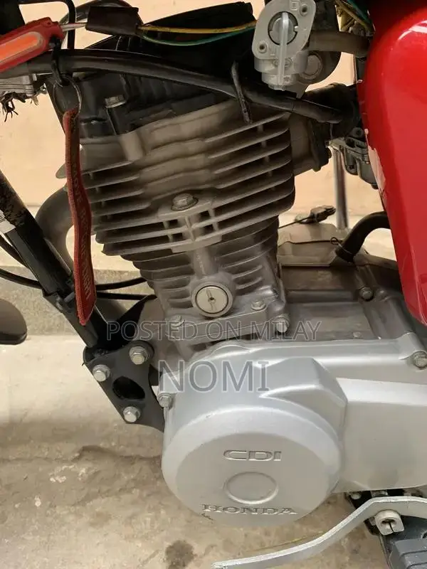Honda 125cc Motorcycle - 2022 Model Red Bike