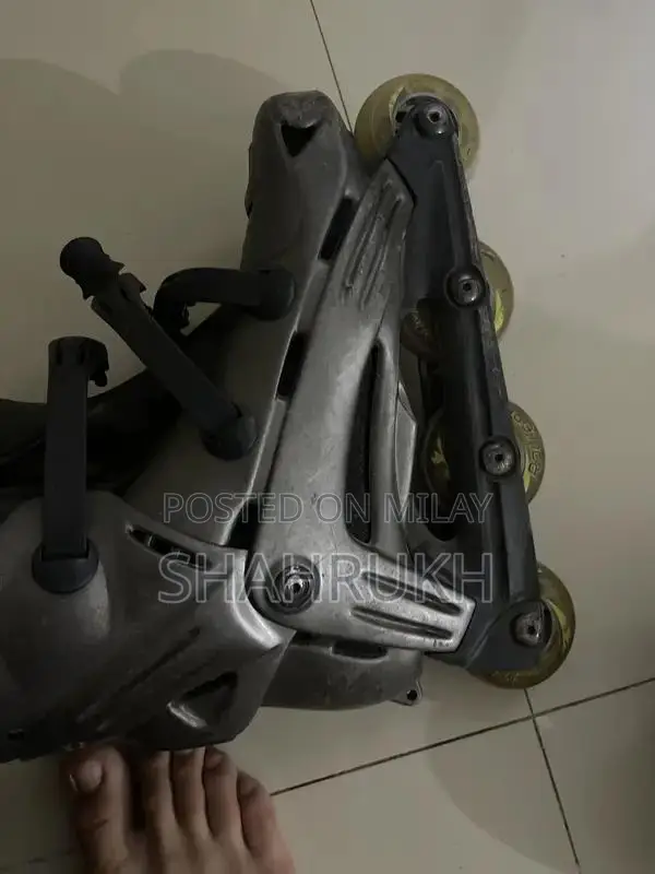 Kids Skates Size 44 - Comfortable Recreational Skating Footwear