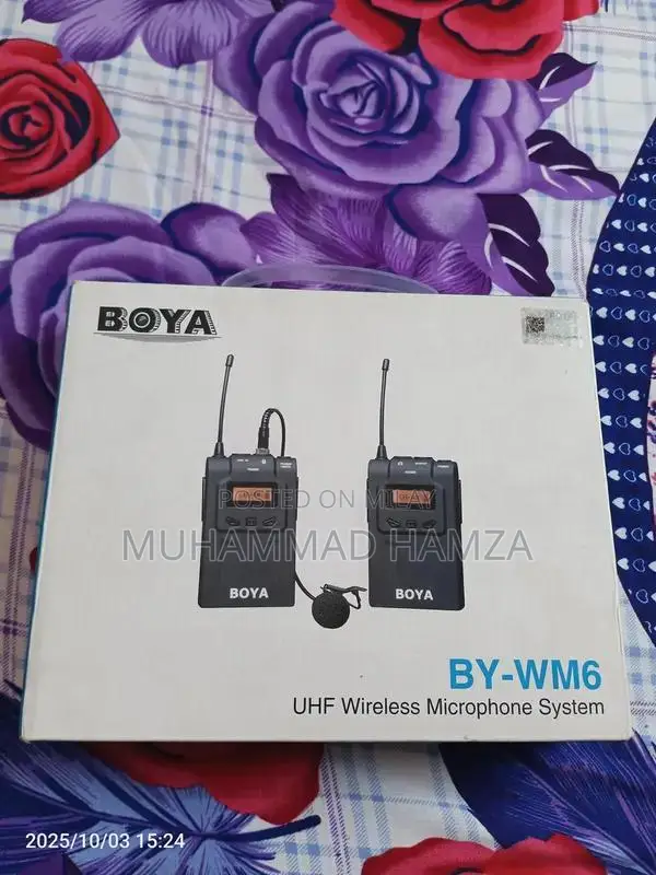 Boya BY-WM6 Professional Wireless Microphone System
