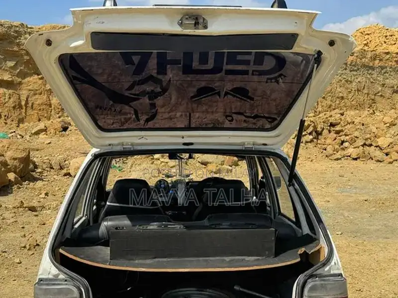 Suzuki Mehran VXR 1994 White Sedan - Classic Family Car