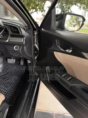 Honda Civic 2018 Sedan First Owner Low Mileage Red Exterior