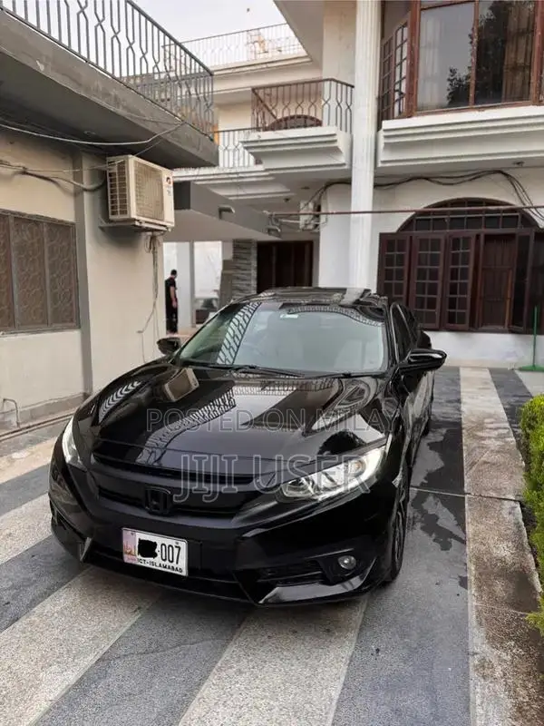 Honda Civic 2018 Sedan First Owner Low Mileage Red Exterior