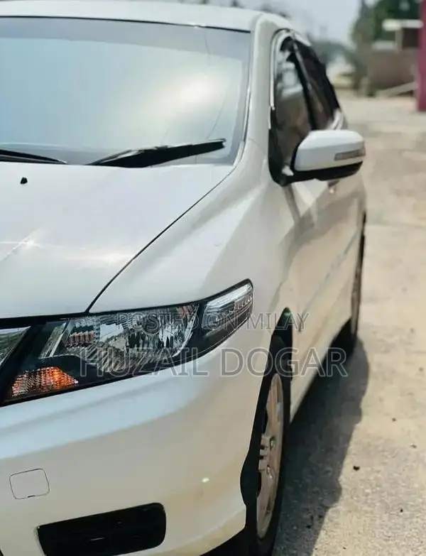 2017 Honda City IVTEC Sedan - Well-Maintained Compact Car