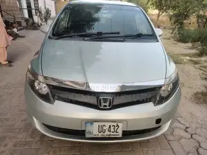 Photo - Honda Airwave Compact MPV with Climate Control and Pedal Shifter