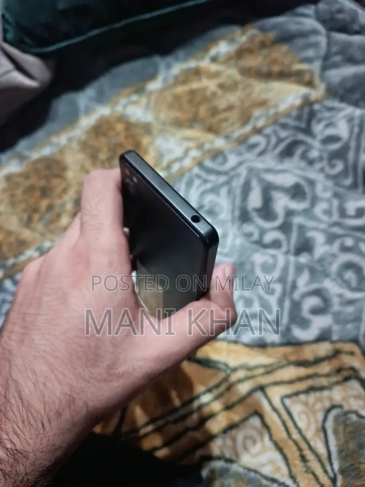 New Sony Xperia 5 IV 128 GB Black