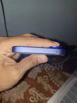 Apple iPhone 16 128 GB Blue