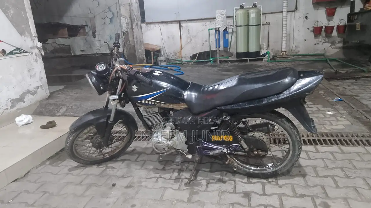 Suzuki Bike 2011 Blue