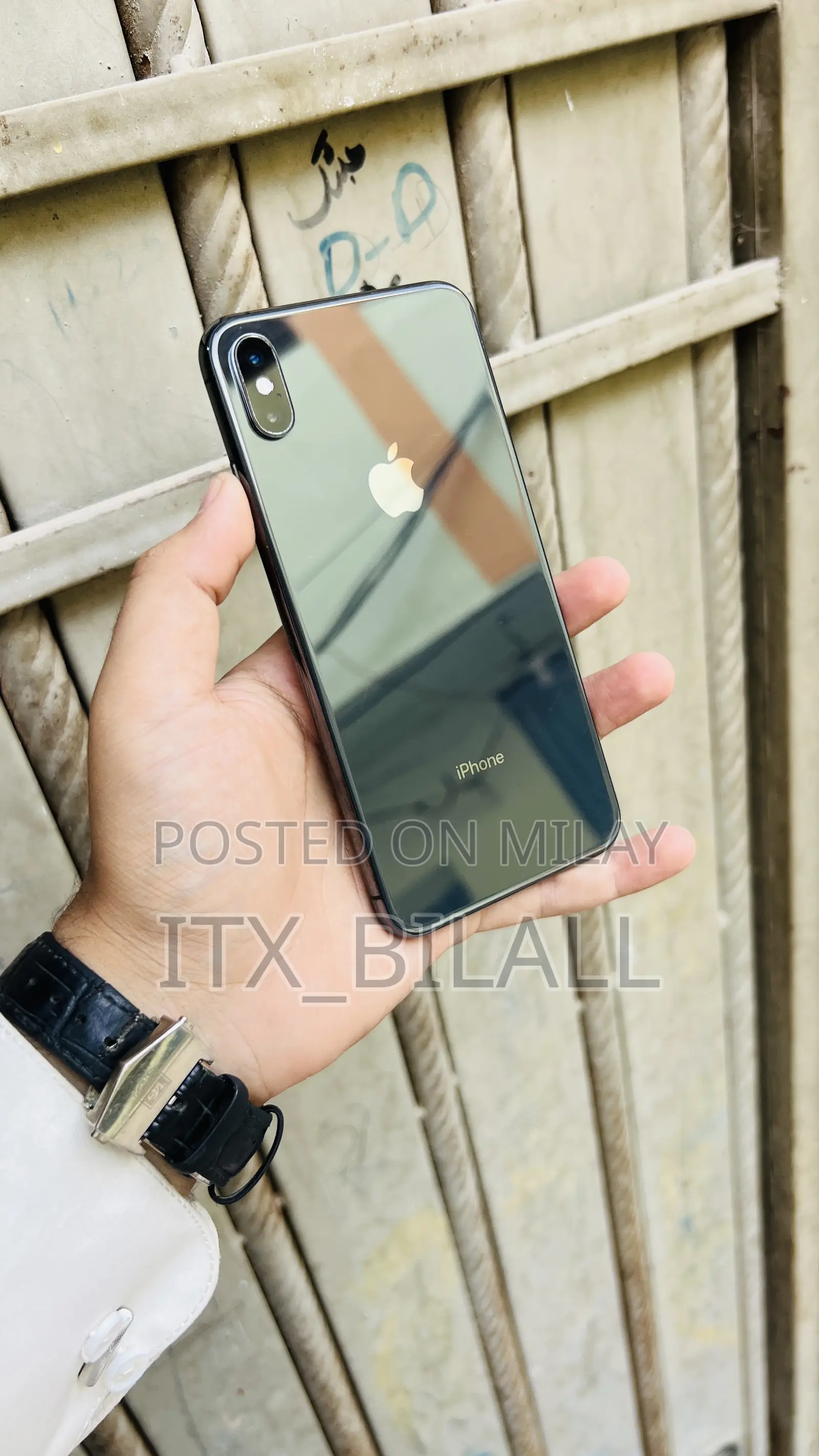 Apple iPhone XS Max 64 GB Black