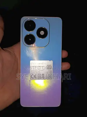Photo - Tecno Spark 20 256 GB