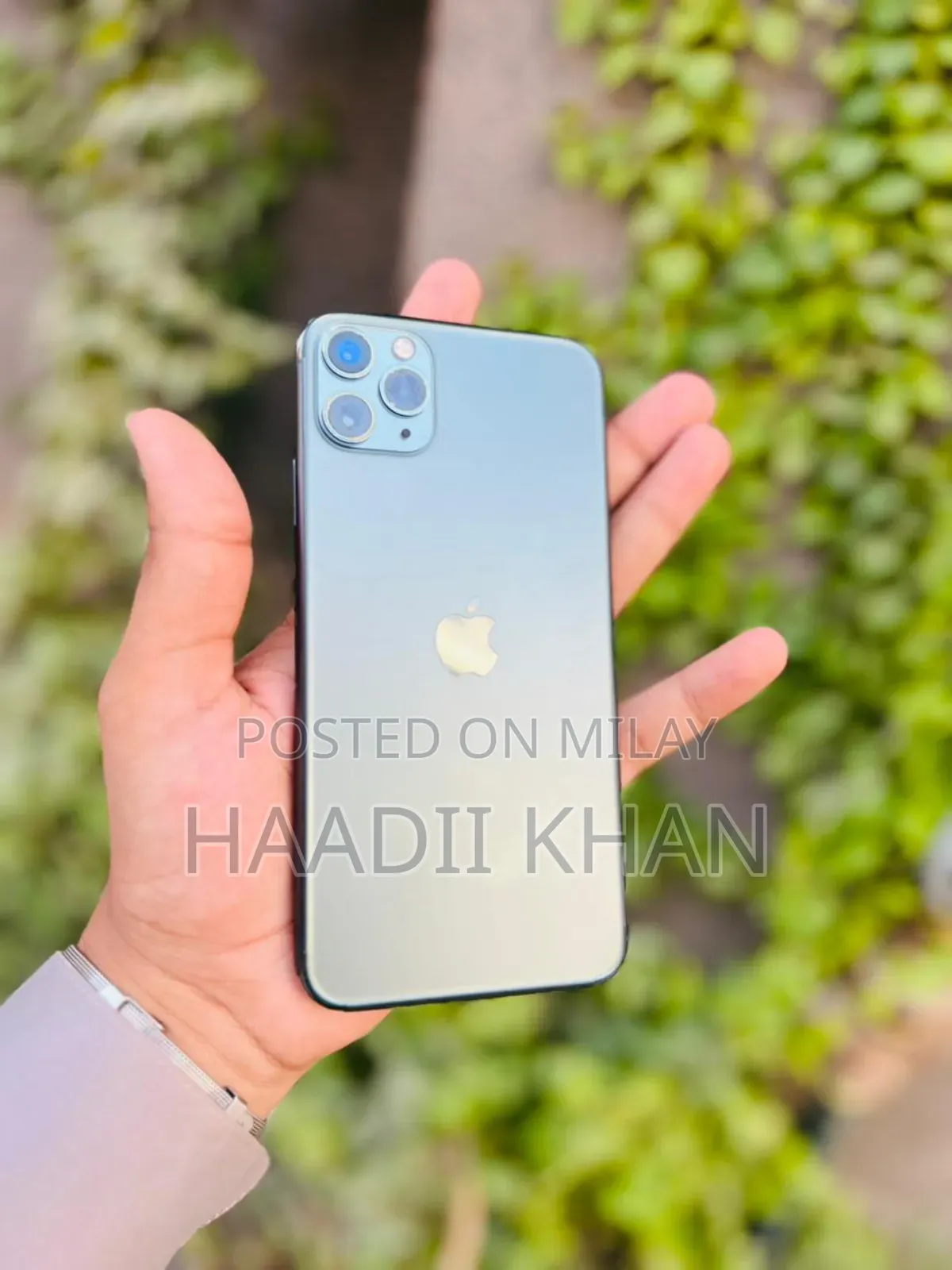 Apple iPhone 11 Pro Max 64 GB Green