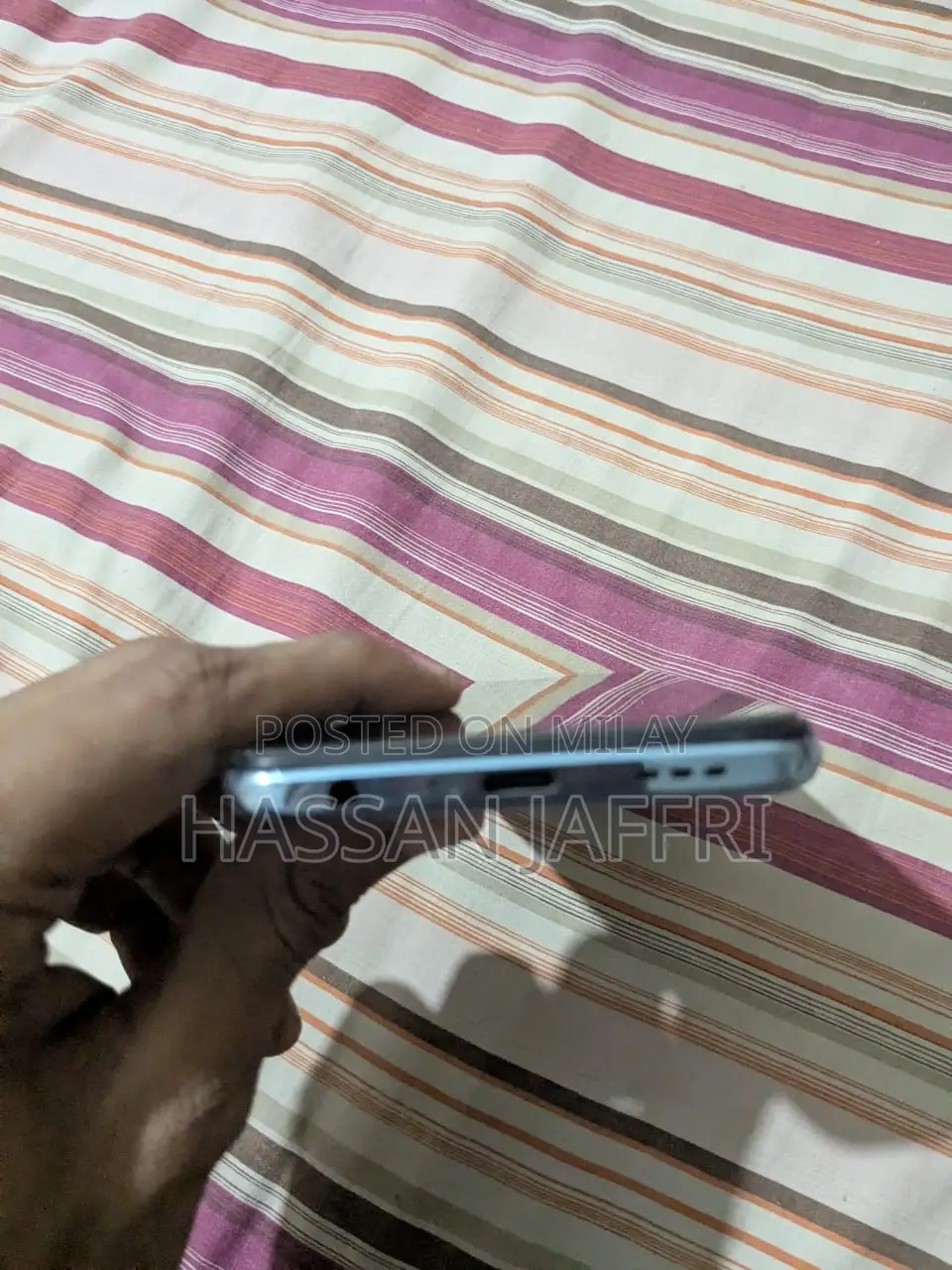 New Oppo F15 128 GB Blue