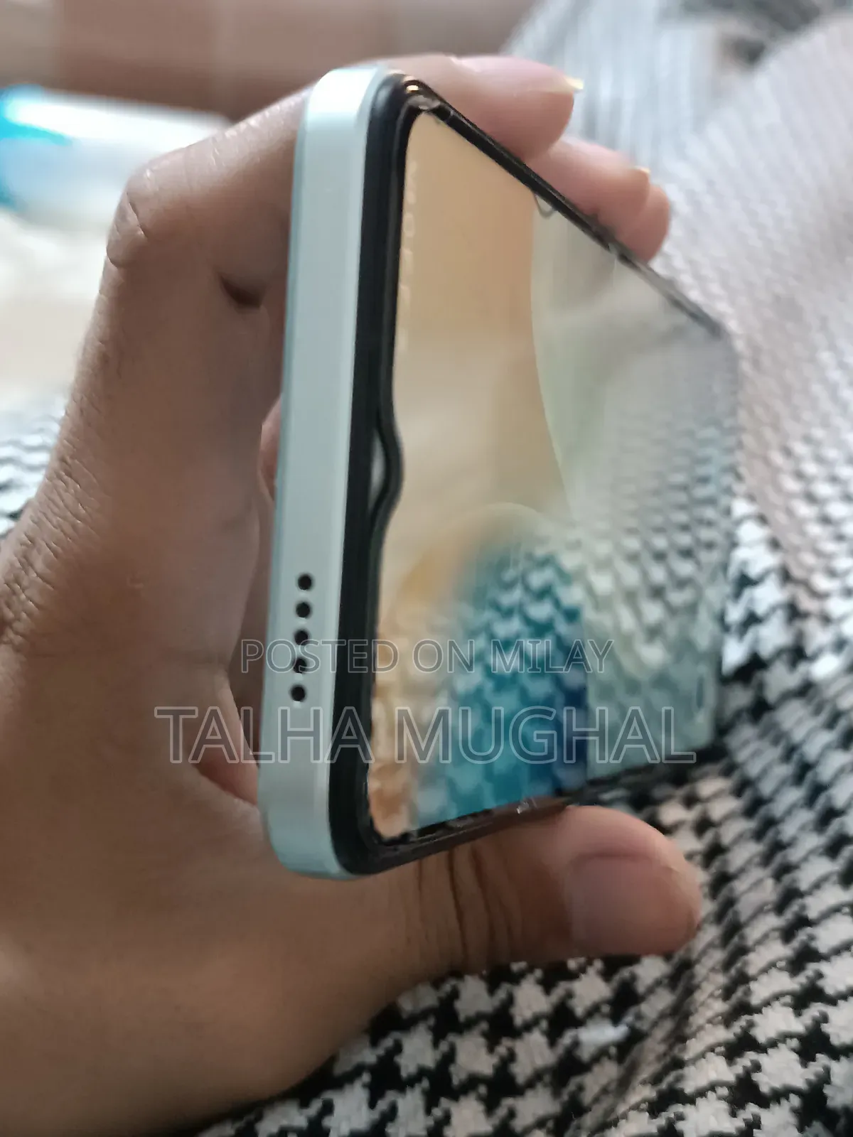 Vivo Y18 128 GB Blue