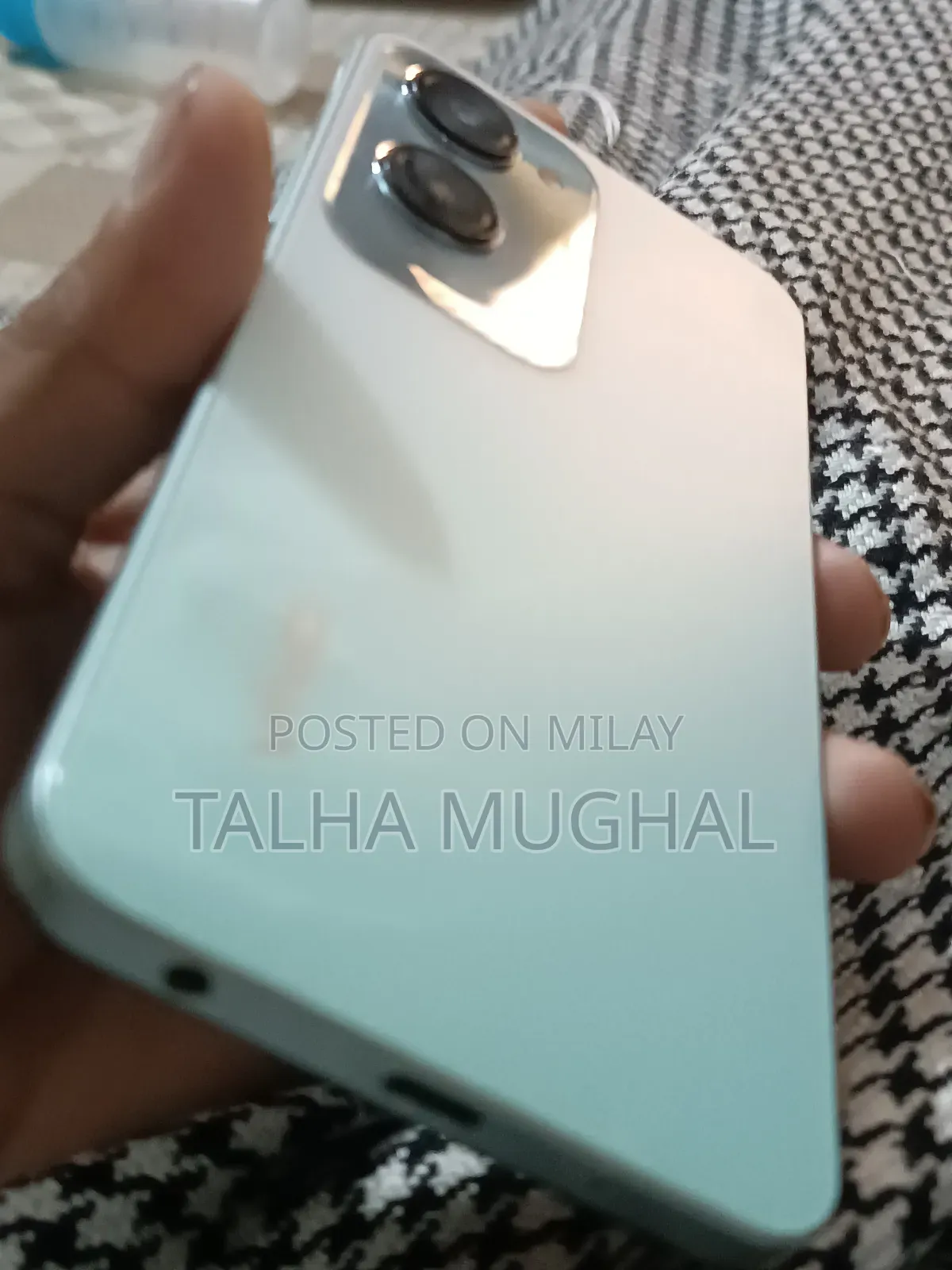 Vivo Y18 128 GB Blue