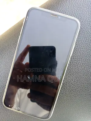 Photo - Apple XR 64 GB White