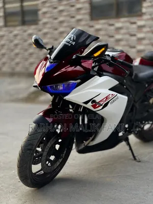 Yamaha R3 2019