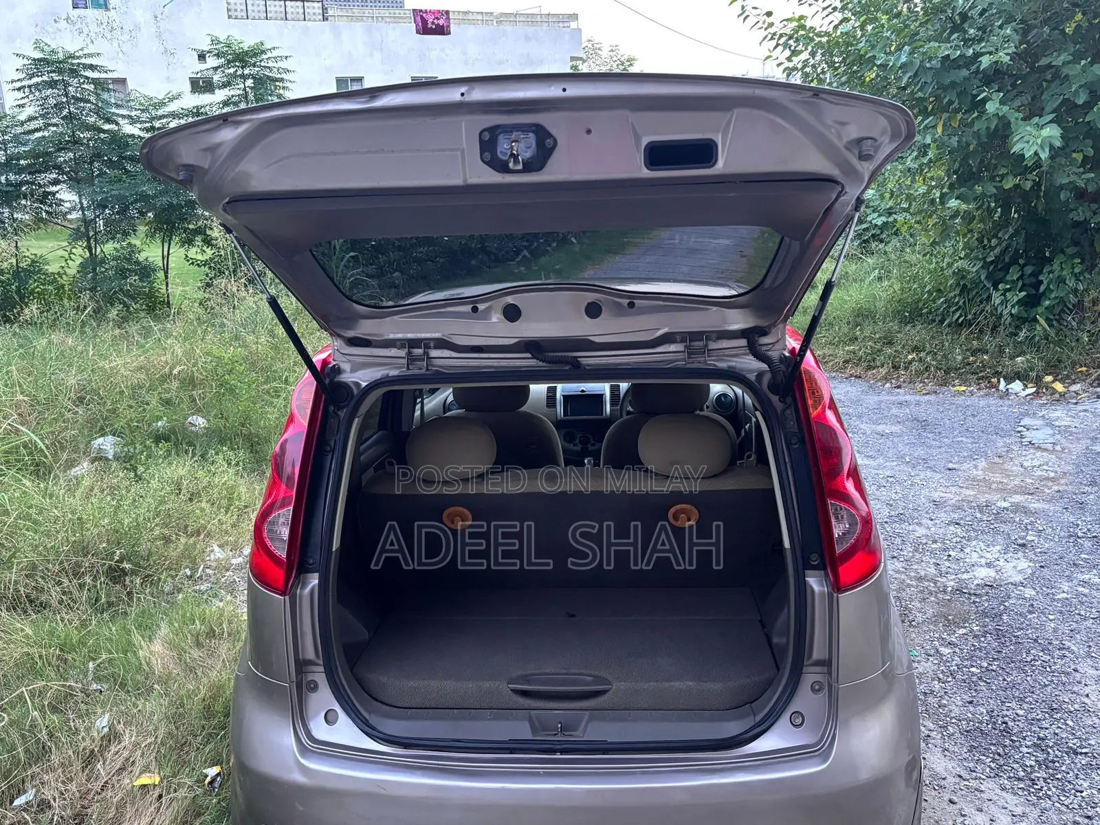 Nissan Note 2006 Brown