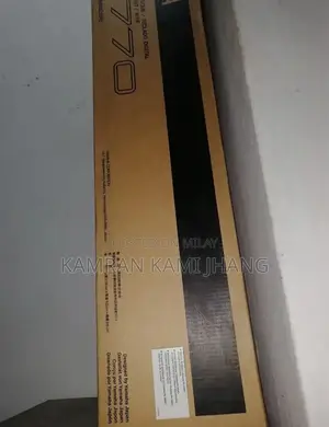 Yamaha PSR S770 Keyboard for Sale in Good Condition