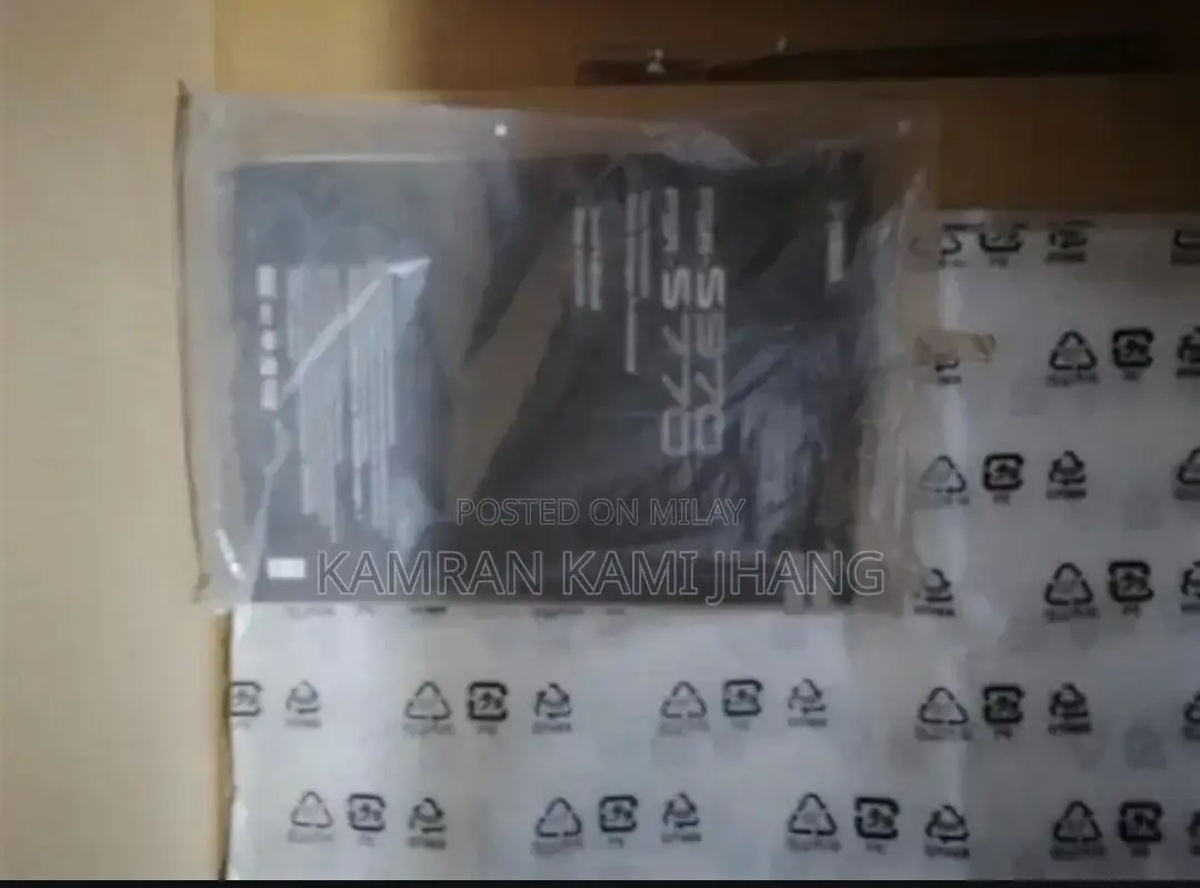 Yamaha PSR S770 Keyboard for Sale in Good Condition